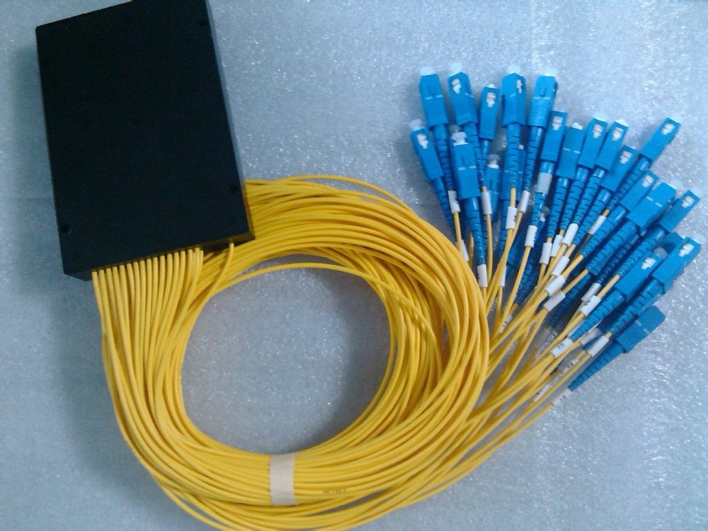 光纤网络核心组件与电话线 连接现代通信的桥梁